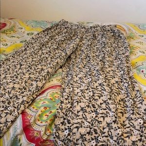 Baggy Xhilaration floral pants